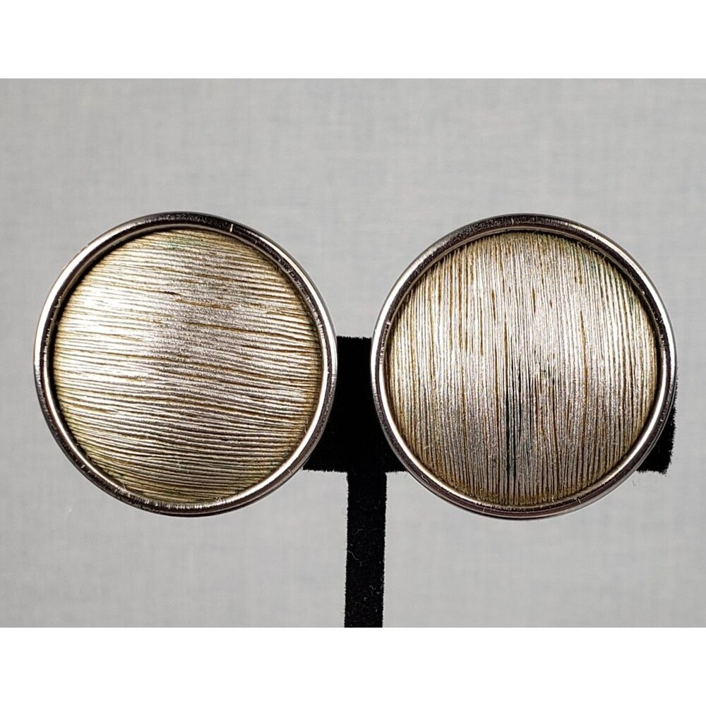 Vintage Pegasus Coro Silver Tone Button Round Clip On Earrings Textured